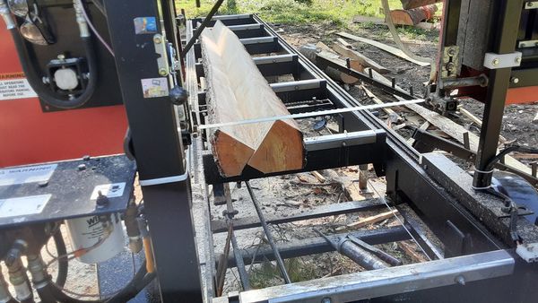 Quarter-sawn lumber has superior strength. That's one thing that makes Tom's beehives different and better than others.